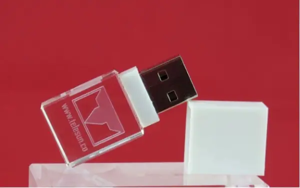 1697712171 519 معرفی مدلهای فلش تبلیغاتی پرکاربرد به عنوان هدیه تبلیغاتی برای.webp