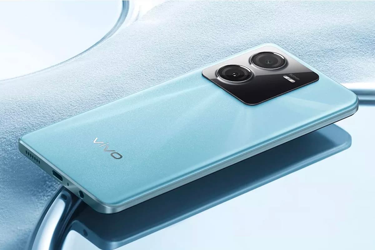 این گوشی ۱۰ میلیونی باتری پرظرفیت‌تری از پرچمدارهای ۷۰ میلیونی دارد