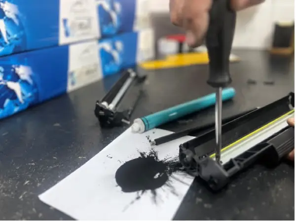 شارژ کارتریج چیست وچطور انجام میشود؟ 22 1699998638 743 شارژ کارتریج چیست وچطور انجام میشود؟.webp