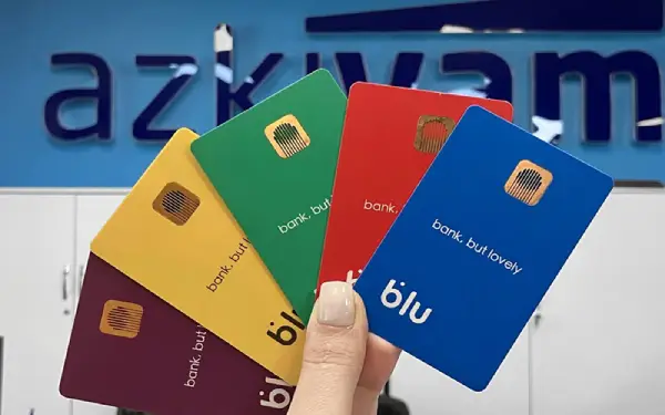 معرفی و مقایسه بلوبانک، همراه بانک شهر پلاس و همراه بانک رفاه 16 معرفی و مقایسه بلوبانک، همراه بانک شهر پلاس و همراه.webp