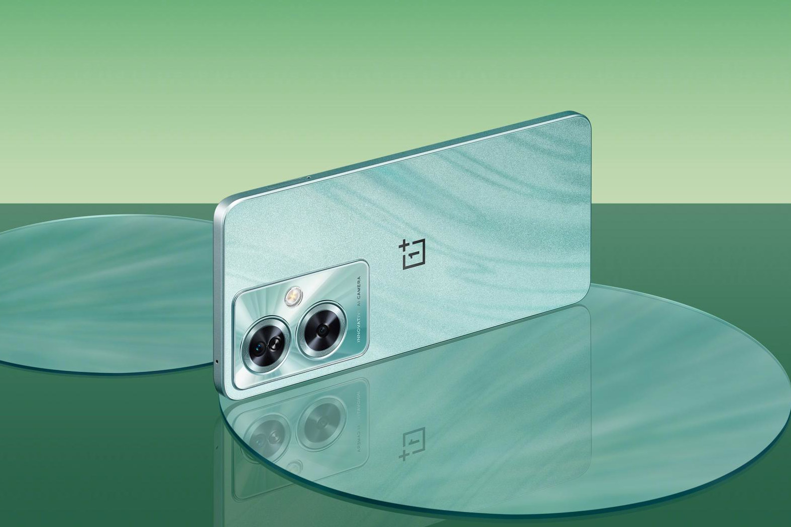 سرعت شارژ این گوشی میان رده از آیفون ۱۵ پرو‌ مکس بیشتر است