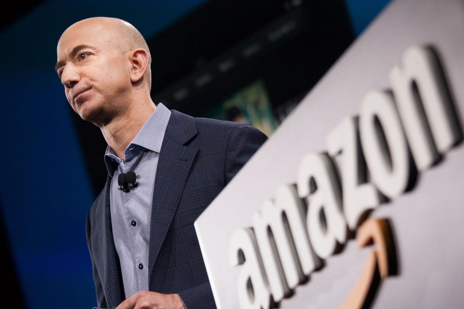 جف بیزوس ۲ میلیارد دلار از سهام آمازون را فروخت