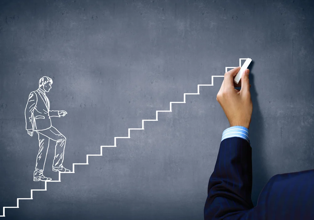 اهداف کوچک چطور باعث موفقیت می‌شود + ۵ ویژگی مفید اهداف کوچک