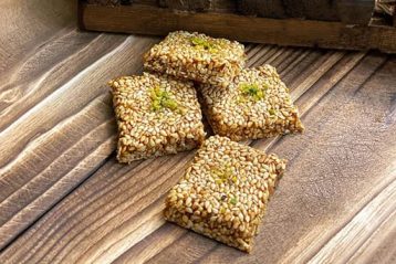 طرز تهیه کنجد بار