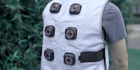 جلیقه مجهز به فن‌های داخلی می‌تواند شما را خنک کند