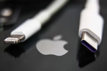 پایان عصر لایتنینگ در اروپا: اپل به USB-C روی آورد