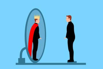 ۱۰ شخصیت خودشیفته تاریخ: از هیتلر و استالین تا کانیه وست و مدونا