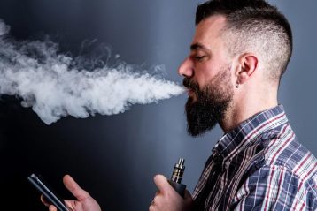 وِیپینگ یا سیگار: کدام سالم‌تر است؟