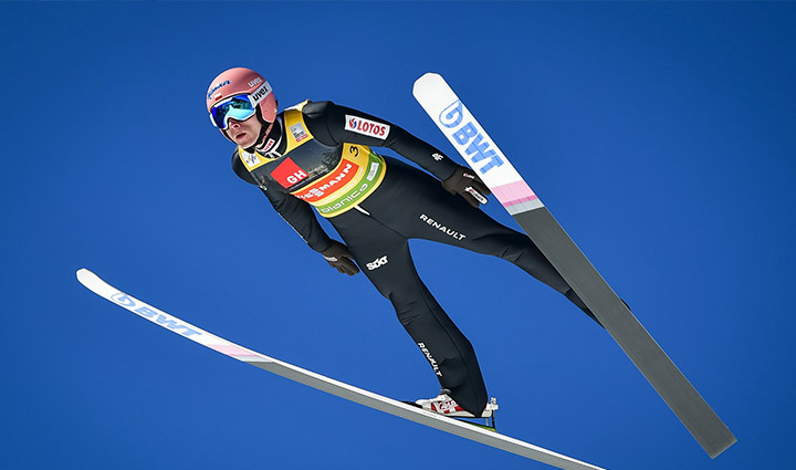 گران ترین ورزش های جهان؛ ۱۱ ورزش لاکچری و پرهزینه اما جذاب_سمسون 30 اسکی پرش - گران ترین ورزش های جهان