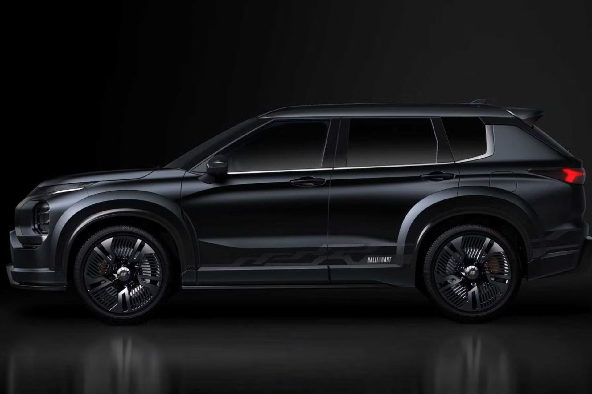 میتسوبیشی اوتلندر