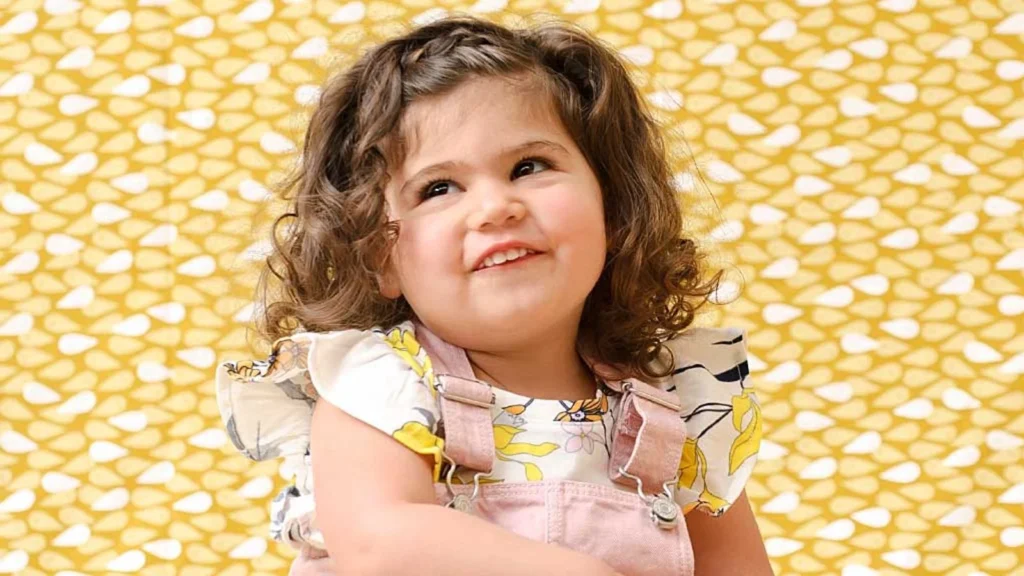 راهنمای پرورش کودک ۲ ساله؛ همه چیزهایی که باید بدانید!_سمسون 15 1755513686 747 راهنمای پرورش کودک ۲ ساله؛ همه چیزهایی که باید بدانید سمسون.webp