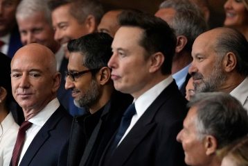 فرمان جدید ترامپ: شرکت‌های فضایی خصوصی از قوانین محیط‌زیستی معاف خواهند بود