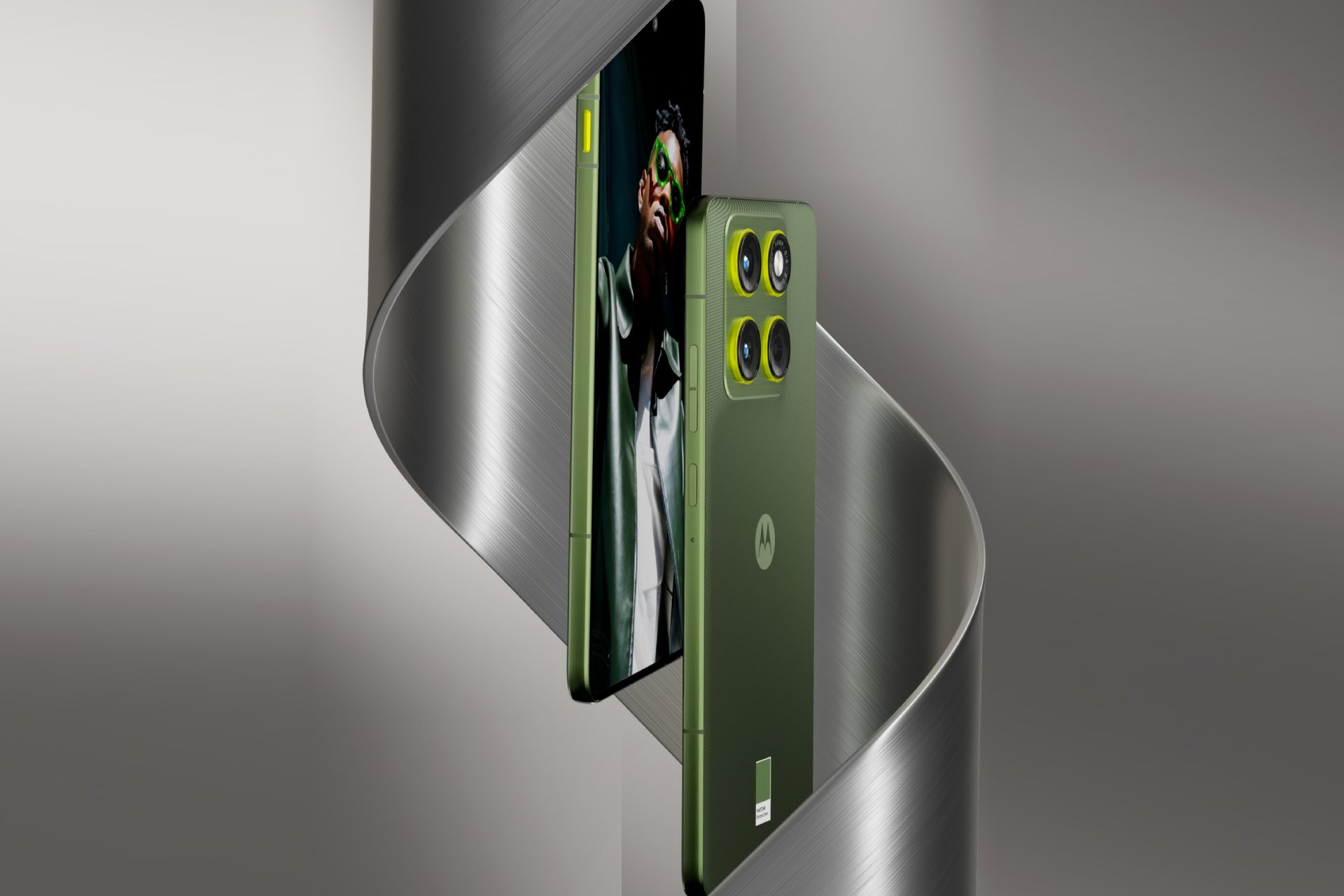 گوشی فوق باریک جدید موتورولا در راه است؛ رقیب آیفون ایر؟