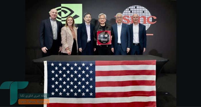 انویدیا از نخستین ویفر تراشه Blackwell ساخت آمریکا رونمایی کرد